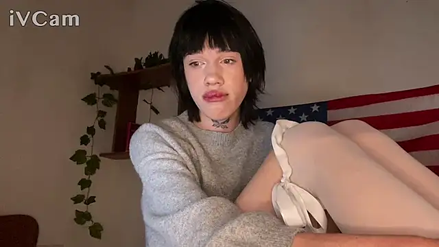 Snapshot of munpolik chatting on 10-11-25, 10:58 munpolik online show from 10-11-25, 10:58