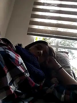 MiaAmore  online show from 09-14-25, 03:00