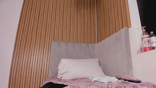 abby swith41 online show from 02-18-26, 01:29