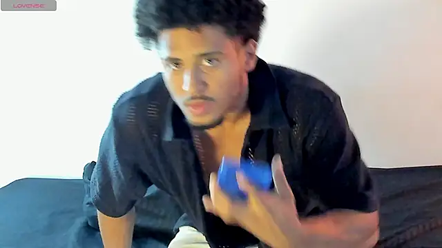 zarek lux online show from 09-25-25, 01:04