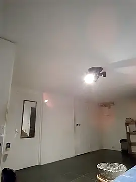 Kinshasa95 online show from 02-10-26, 06:34