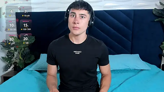 AustinJones  online show from 02-06-26, 07:50