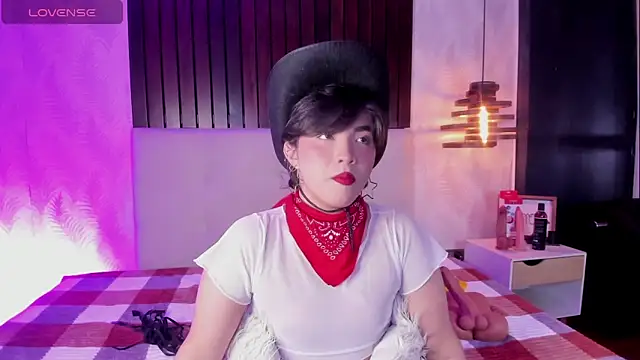 Creamy Angelo online show from 10-30-25, 08:31