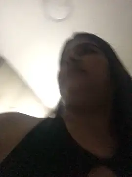 Miia Parker online show from 11-26-25, 01:34