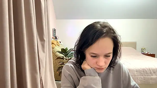 KellySayli online show from 09-30-25, 06:02