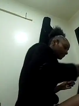 Snapshot of Shantall_ks chatting on 02-07-26, 03:21 Shantall ks online show from 02-07-26, 03:21