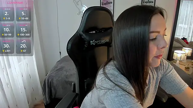 amaia monet online show from 10-15-25, 07:47