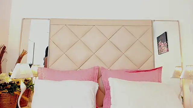 LuciaBenett  online show from 01-18-26, 07:17