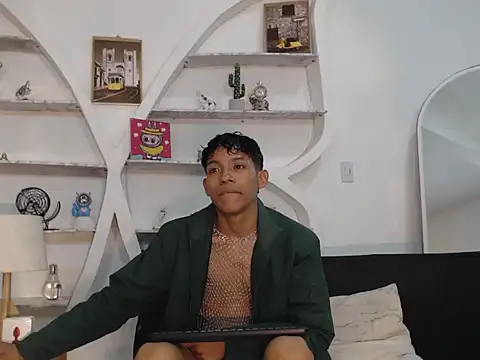 Snapshot of BEAUTY_BOYS1 chatting on 09-09-25, 07:08 BEAUTY BOYS1 online show from 09-09-25, 07:08