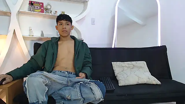 Snapshot of BEAUTY_BOYS1 chatting on 09-26-25, 07:12 BEAUTY BOYS1 online show from 09-26-25, 07:12