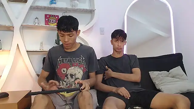 Snapshot of BEAUTY_BOYS1 chatting on 10-03-25, 07:05 BEAUTY BOYS1 online show from 10-03-25, 07:05