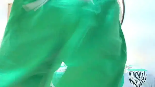 Snapshot of BEAUTY_BOYS1 chatting on 11-24-25, 03:12 BEAUTY BOYS1 online show from 11-24-25, 03:12