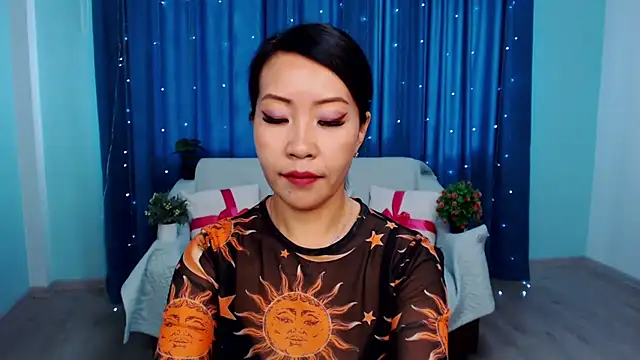 LiaPak online show from 10-08-25, 01:14