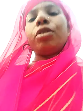 Snapshot of Rubi_sarma chatting on 10-25-25, 11:40 Rubi sarma online show from 10-25-25, 11:40