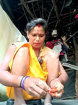 cute diya 12 online show from 10-13-25, 02:11