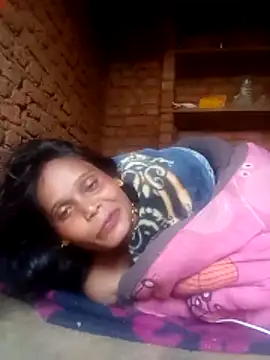 cute diya 12 online show from 01-15-26, 02:49