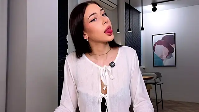 Snapshot of EviaRabasca chatting on 02-24-26, 11:08 EviaRabasca online show from 02-24-26, 11:08