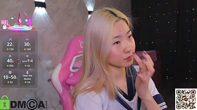 Aisi 18 online show from 12-17-25, 01:33