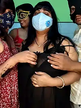 Snapshot of Hot_modal chatting on 11-13-25, 04:39 Hot modal online show from 11-13-25, 04:39