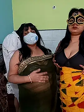 Snapshot of Hot_modal chatting on 11-14-25, 05:22 Hot modal online show from 11-14-25, 05:22