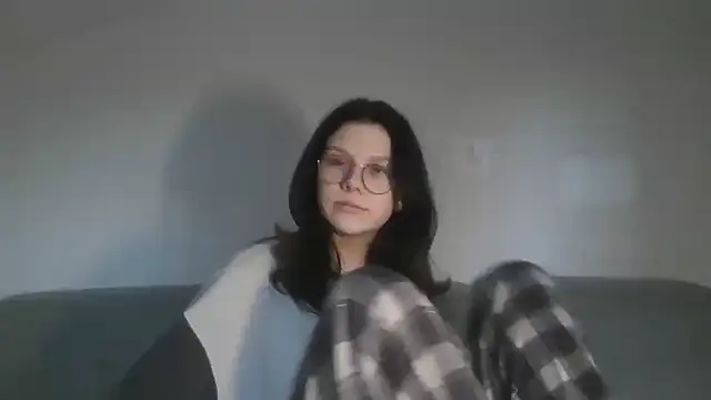 LaVostraDorothy online show from 10-21-25, 09:54