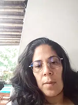 Snapshot of Violet_1235 chatting on 09-30-25, 02:55 Violet 1235 online show from 09-30-25, 02:55