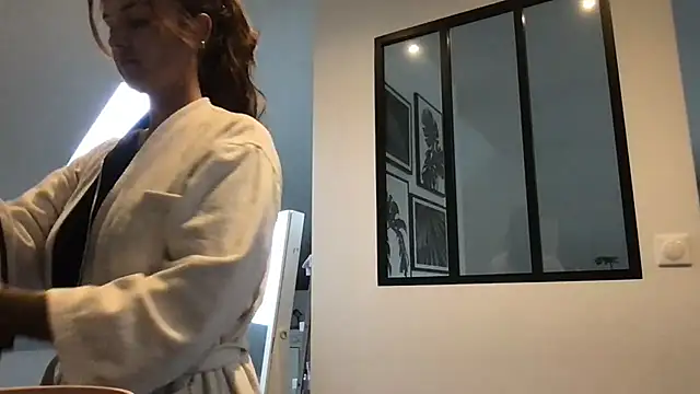 Snapshot of AmyStone__ chatting on 09-25-25, 07:23 AmyStone online show from 09-25-25, 07:23