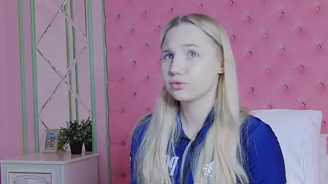 Sky Cutie online show from 02-27-26, 05:07