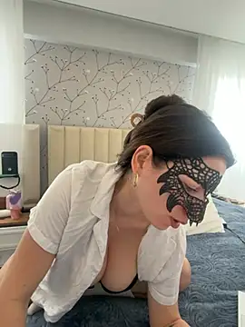 0gece0 online show from 04-09-26, 08:31