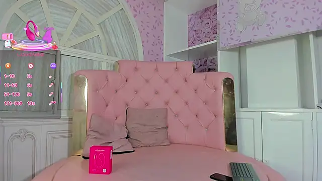 Dani rivass online show from 10-12-25, 11:09