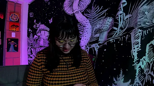 Violetaa Leee online show from 09-14-25, 03:16