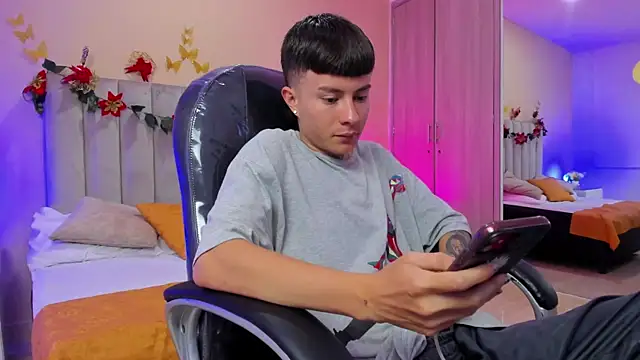 Nascary Fox online show from 01-05-26, 07:17