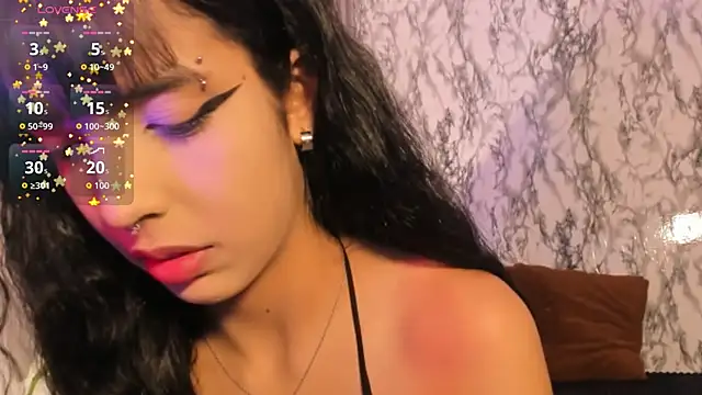 ChloeeMason online show from 10-17-25, 11:02