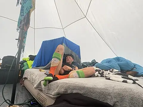 Snapshot of SidingNowness chatting on 11-30-25, 08:46 SidingNowness online show from 11-30-25, 08:46