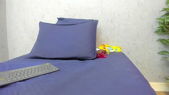 Snapshot of scarlett646 chatting on 11-20-25, 03:07 scarlett646 online show from 11-20-25, 03:07