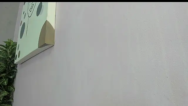 Snapshot of scarlett646 chatting on 02-10-26, 03:10 scarlett646 online show from 02-10-26, 03:10