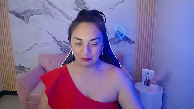 Snapshot of tamara_ch1 chatting on 11-08-25, 02:56 tamara ch1 online show from 11-08-25, 02:56