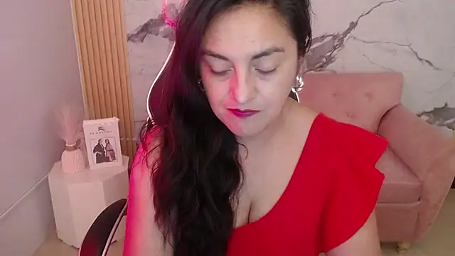 Snapshot of tamara_ch1 chatting on 11-16-25, 03:12 tamara ch1 online show from 11-16-25, 03:12