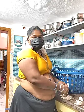 bakyasree143 online show from 10-11-25, 12:54