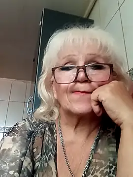 Snapshot of SirenaOcean6212 chatting on 09-20-25, 07:42 SirenaOcean6212 online show from 09-20-25, 07:42