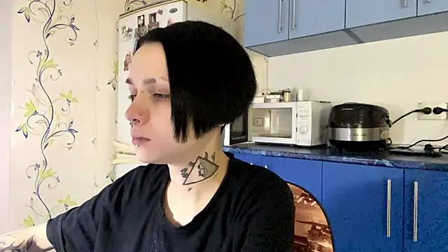 CandaceBlaze online show from 10-08-25, 08:17