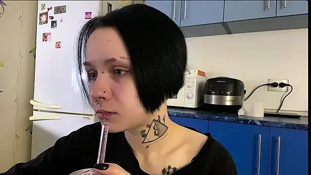 CandaceBlaze online show from 11-22-25, 08:19