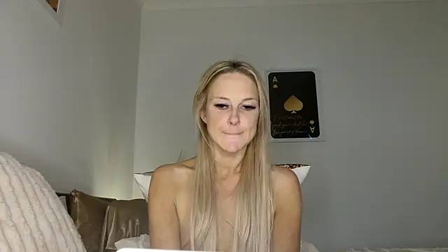 imyourgoodgirl69 online show from 11-29-25, 07:50