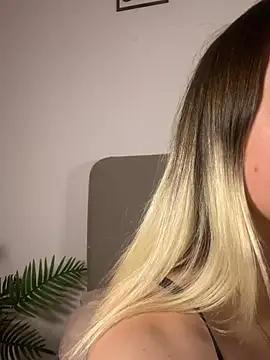 stelli 99 online show from 02-20-26, 06:08