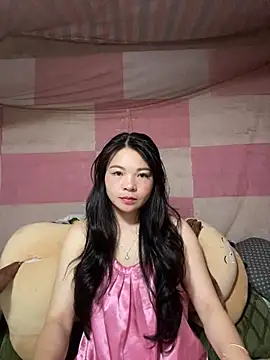 Snapshot of Aminotran chatting on 09-18-25, 02:13 Aminotran online show from 09-18-25, 02:13