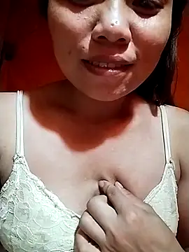 Snapshot of venu00 chatting on 09-19-25, 02:18 venu00 online show from 09-19-25, 02:18