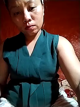 Snapshot of venu00 chatting on 09-21-25, 01:13 venu00 online show from 09-21-25, 01:13