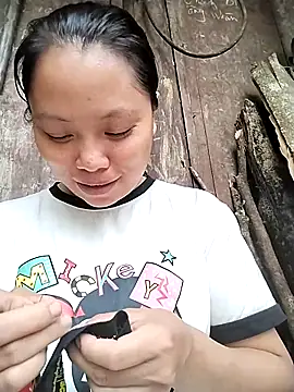 Snapshot of venu00 chatting on 10-20-25, 02:01 venu00 online show from 10-20-25, 02:01