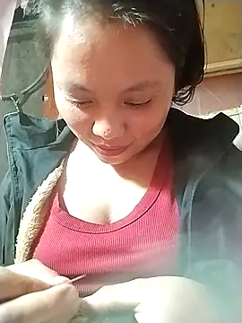 Snapshot of venu00 chatting on 10-26-25, 04:13 venu00 online show from 10-26-25, 04:13