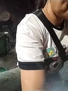 Snapshot of venu00 chatting on 11-16-25, 05:35 venu00 online show from 11-16-25, 05:35